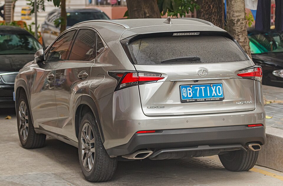 NX 200t
